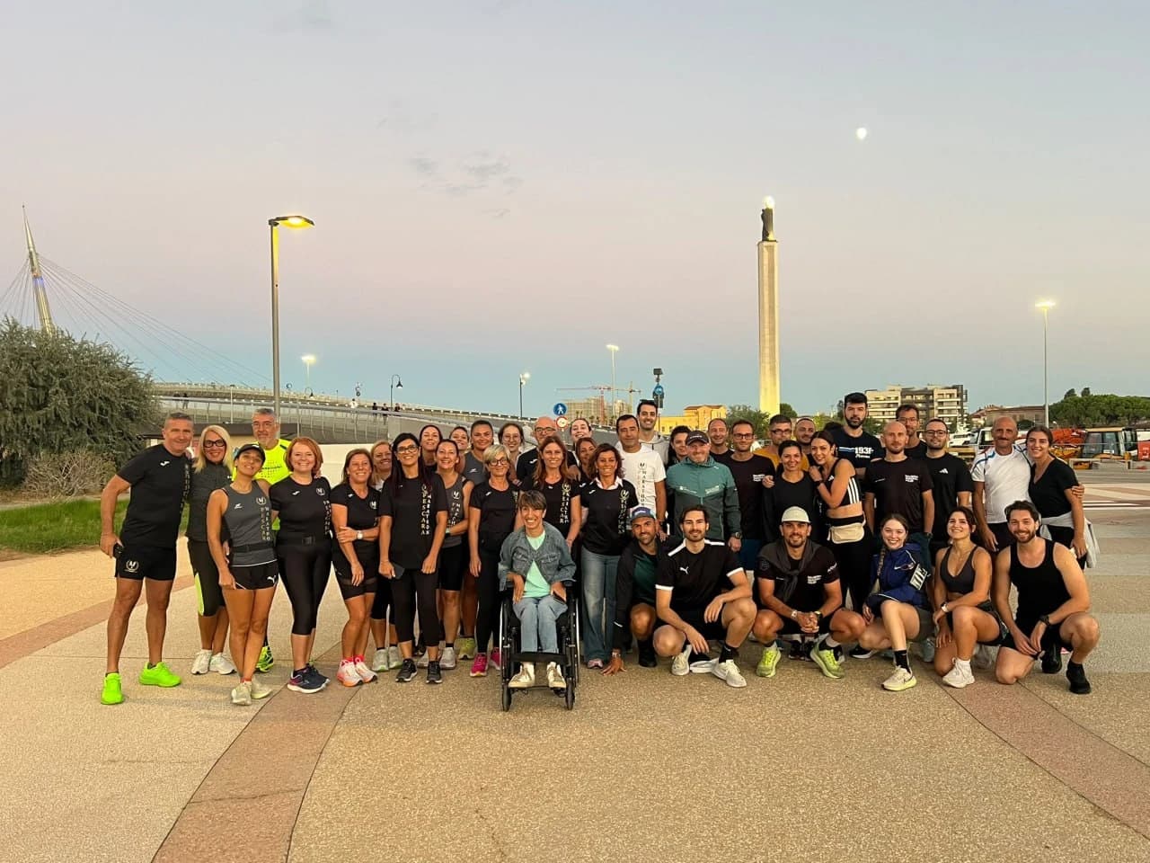 The No Car Day Run group at the Ponte del Mare
